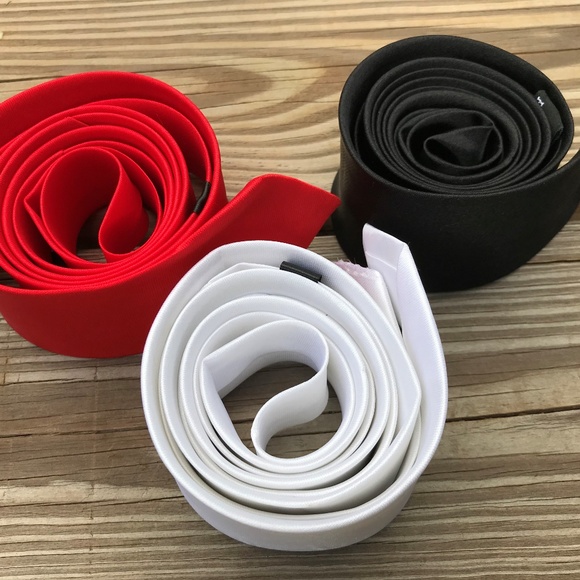 Lot of 3 Ties Men Fashion Tie Red Black White Slim - Picture 3 of 6